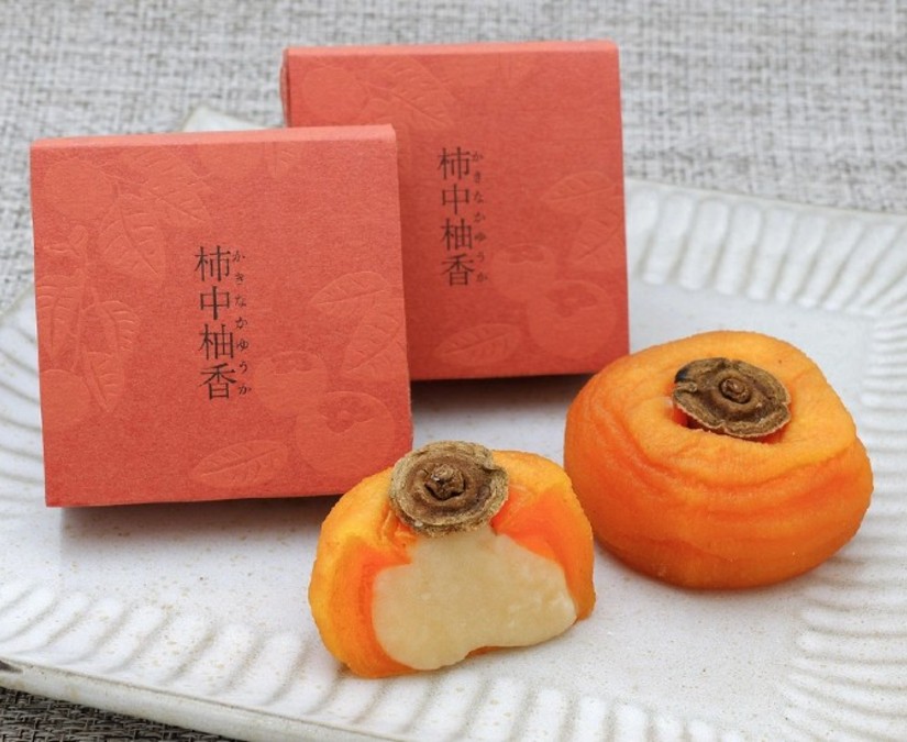 贈答用にも最適な、素材重視のモダン和菓子｜共楽堂