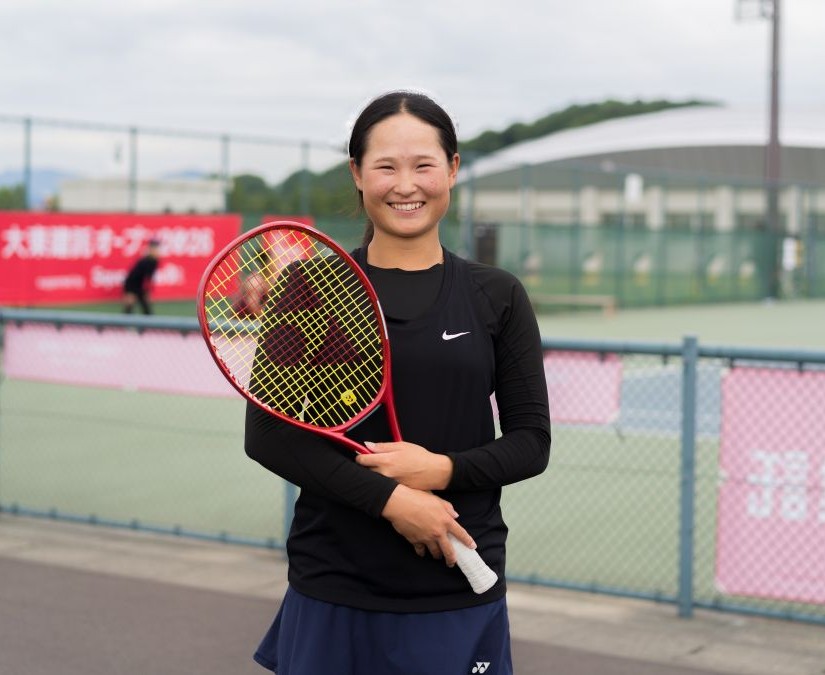 「本選の舞台に立ててうれしい」。越前市出身17歳・奥出彩帆選手｜ワールドテニスツアー・大東建託オープン 福井大会